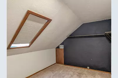 5925 W Lloyd St, Milwaukee, WI 53208 - Photo 16