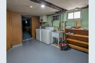 5925 W Lloyd St, Milwaukee, WI 53208 - Photo 22