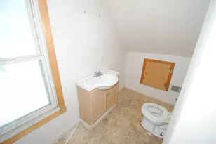 2050 N Holton St, Milwaukee, WI 53212 - Photo 22