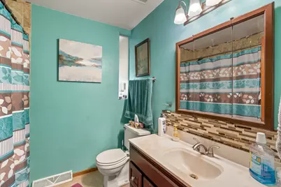 624  Deer Pass Rd, Saukville, WI 53080 - Photo 12