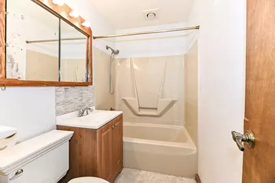4032 N 92nd St, Milwaukee, WI 53222 - Photo 18