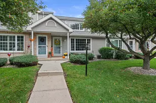 10210 W Whitnall Edge Circle, Franklin, WI 53132 - Photo 26