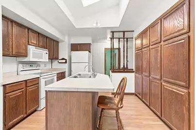 6207  68th St, Kenosha, WI 53142 - Photo 4