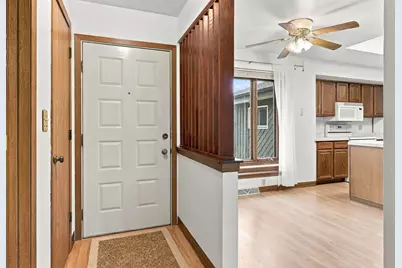 6207  68th St, Kenosha, WI 53142 - Photo 2