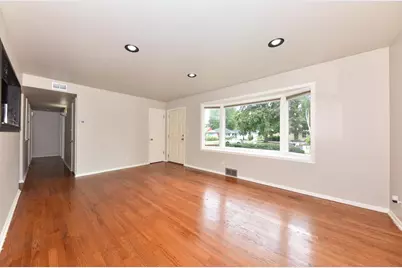 8935 N Navajo Rd, Bayside, WI 53217 - Photo 4