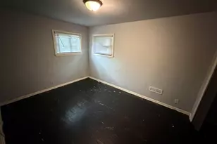 6530 W Carmen Ave, Milwaukee, WI 53218 - Photo 8