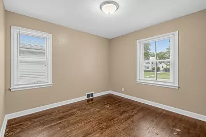 3807 N 54th Blvd, Milwaukee, WI 53216 - Photo 12