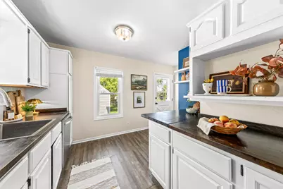 11100 W Wells St, Wauwatosa, WI 53226 - Photo 10