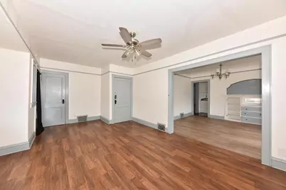 2702 N 49th St #2704, Milwaukee, WI 53210 - Photo 16