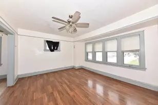 2702 N 49th St, Milwaukee, WI 53210 - Photo 14