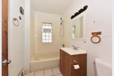 2702 N 49th St #2704, Milwaukee, WI 53210 - Photo 24