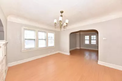 2702 N 49th St #2704, Milwaukee, WI 53210 - Photo 6