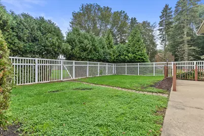 5211  Charles St, Racine, WI 53402 - Photo 48