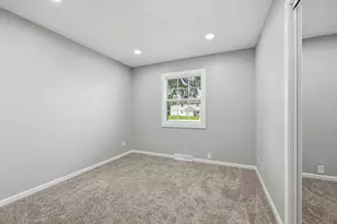 6901 Middle Rd, Racine, WI 53402 - Photo 16