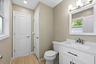 6901 Middle Rd, Racine, WI 53402 - Photo 14