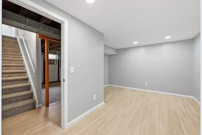 6901  Middle Rd, Racine, WI 53402 - Photo 18