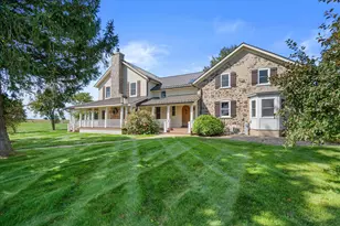 2237 Washington Ave, Cedarburg, WI 53012 - Photo 1