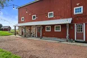 2237 Washington Ave, Cedarburg, WI 53012 - Photo 84