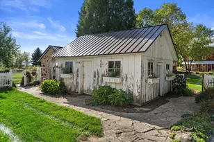 2237 Washington Ave, Cedarburg, WI 53012 - Photo 54