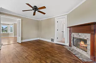 2237 Washington Ave, Cedarburg, WI 53012 - Photo 20