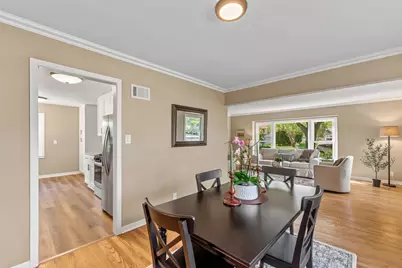 7438 N Seneca Rd, Fox Point, WI 53217 - Photo 20