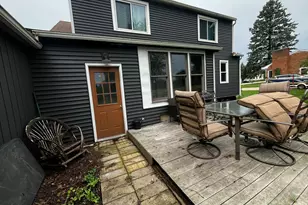 340 Maple Ave, Juneau, WI 53039 - Photo 4