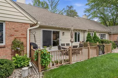 10305 N Adams Ct, Mequon, WI 53092 - Photo 20