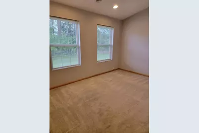 2422  Carmen Ave, Sheboygan, WI 53081 - Photo 6