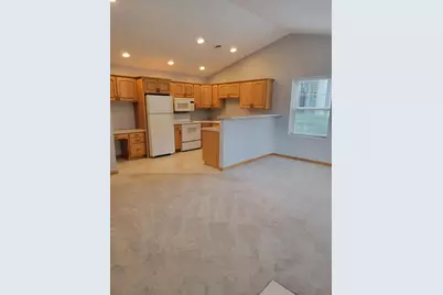 2422  Carmen Ave, Sheboygan, WI 53081 - Photo 2
