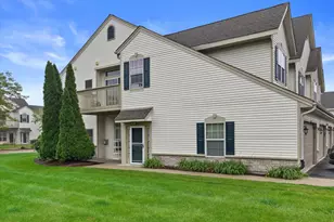 1052 Bedford Ct, Racine, WI 53406 - Photo 1