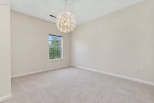1052 Bedford Ct, Racine, WI 53406 - Photo 18