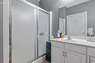 1052 Bedford Ct, Racine, WI 53406 - Photo 16