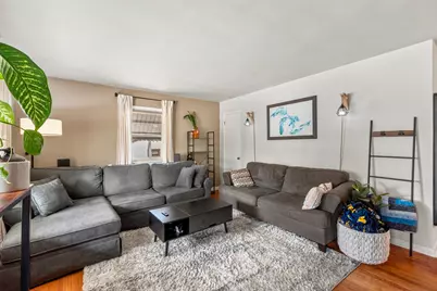 5400 W Ohio Ave, Milwaukee, WI 53219 - Photo 4
