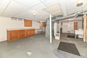 2425 S 63rd St, West Allis, WI 53219 - Photo 26