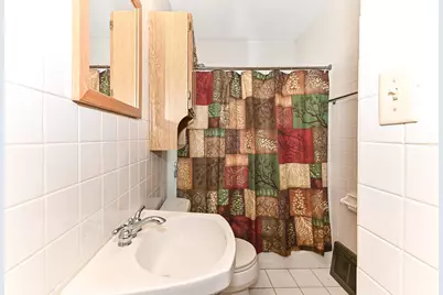 2425 S 63rd St, West Allis, WI 53219 - Photo 24