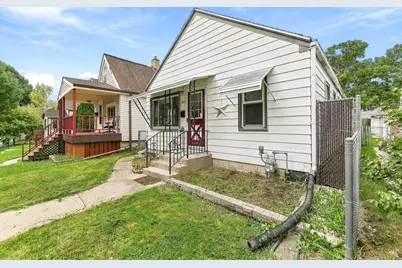2425 S 63rd St, West Allis, WI 53219 - Photo 2