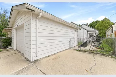 2425 S 63rd St, West Allis, WI 53219 - Photo 30