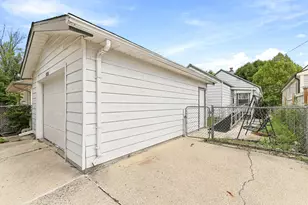 2425 S 63rd St, West Allis, WI 53219 - Photo 30