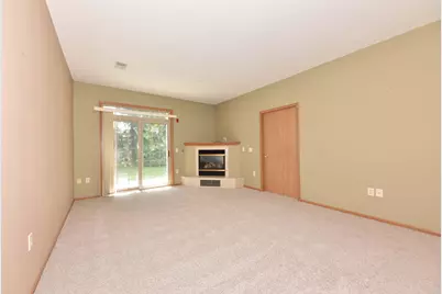 2074  Pine Ridge Ct #G, Grafton, WI 53024 - Photo 10