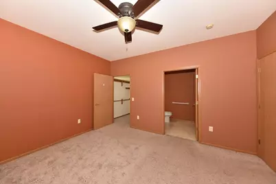 2074  Pine Ridge Ct #G, Grafton, WI 53024 - Photo 16