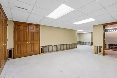 3590  Nassau Dr, Brookfield, WI 53045 - Photo 58