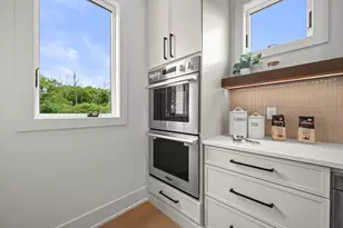 N50W18694 Woodfield Way, Menomonee Falls, WI 53051 - Photo 24
