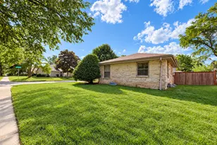 8706 W Courtland Ave, Milwaukee, WI 53225 - Photo 6