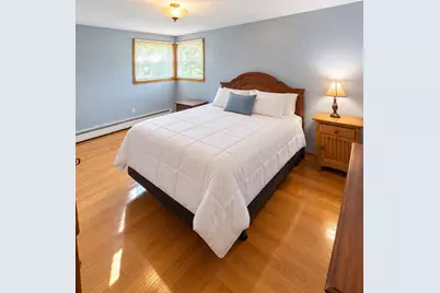 8706 W Courtland Ave, Milwaukee, WI 53225 - Photo 16