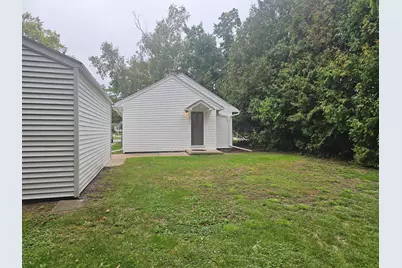 1720  Menasha Ave, Manitowoc, WI 54220 - Photo 16