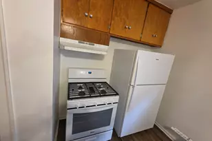 2157 S 14th St, Milwaukee, WI 53215 - Photo 22