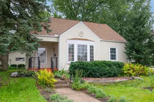 N85W16159 Appleton Ave, Menomonee Falls, WI 53051 - Photo 2