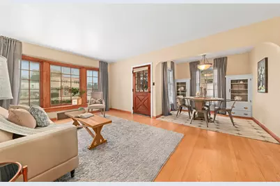 N85W16159  Appleton Ave, Menomonee Falls, WI 53051 - Photo 4