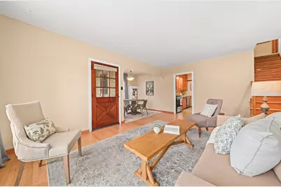 N85W16159  Appleton Ave, Menomonee Falls, WI 53051 - Photo 6