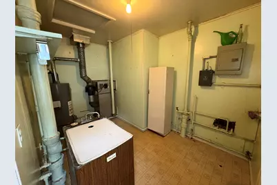 5231 N 52nd St, Milwaukee, WI 53218 - Photo 8